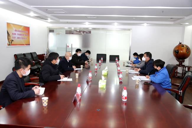 鄭州銀行洛陽分行行長(zhǎng)田煒、副行長(zhǎng)金昱一行到萬基控股集團(tuán)調(diào)研